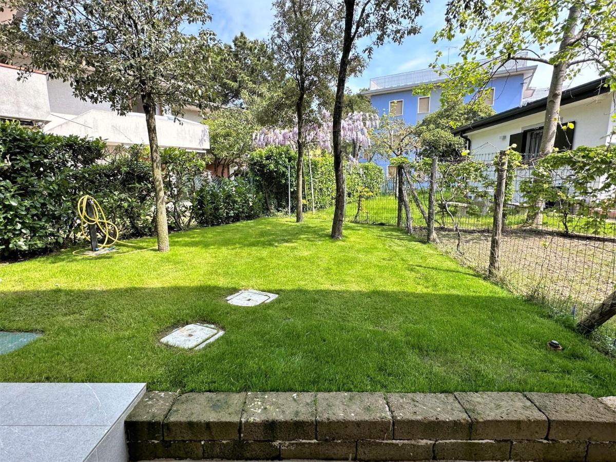 Villa Wanda Bibione Exterior photo